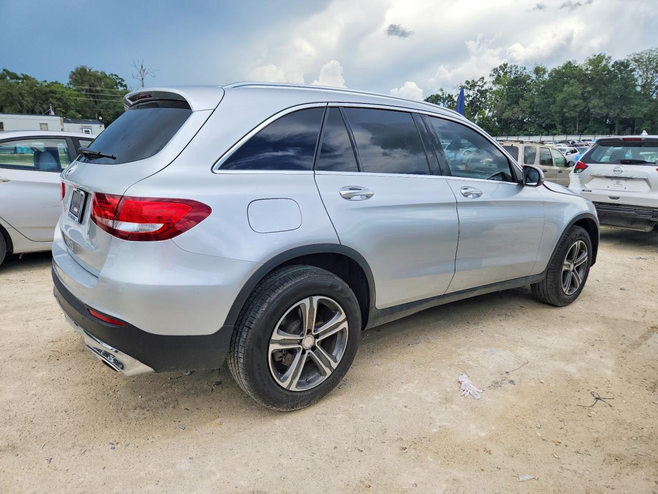 2016 MERCEDES-BENZ GLC 300 — снимка 3