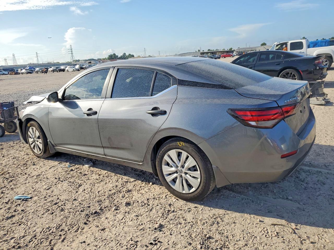 2025 NISSAN SENTRA S — снимка 2