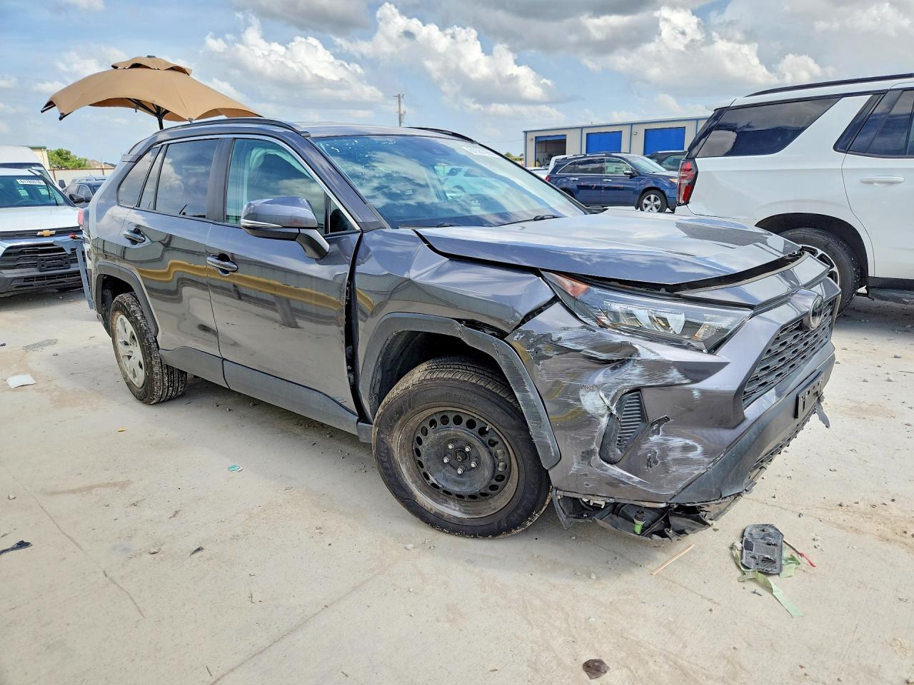 2021 TOYOTA RAV4 LE — снимка 4