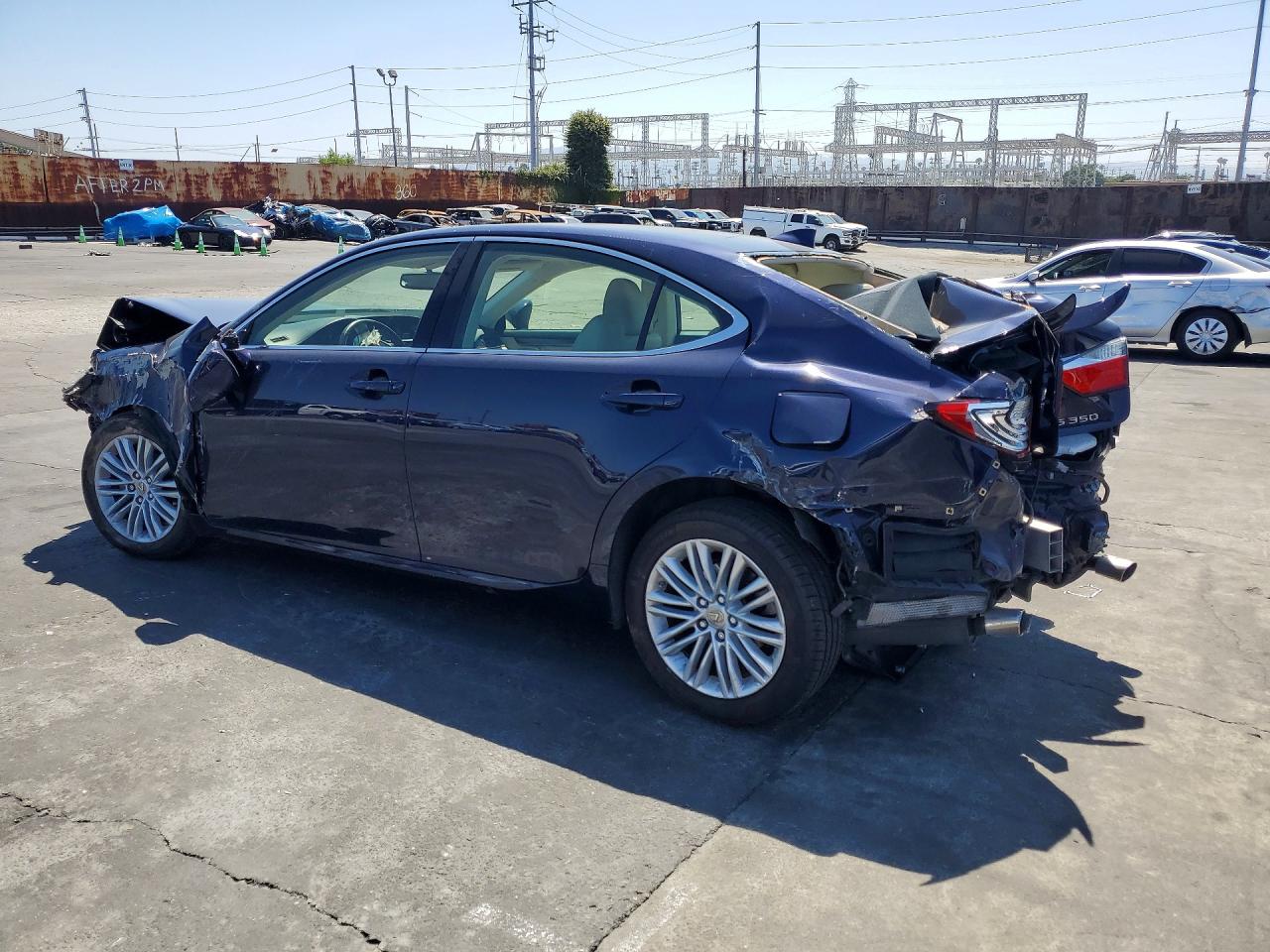 2015 LEXUS ES 350 — снимка 2