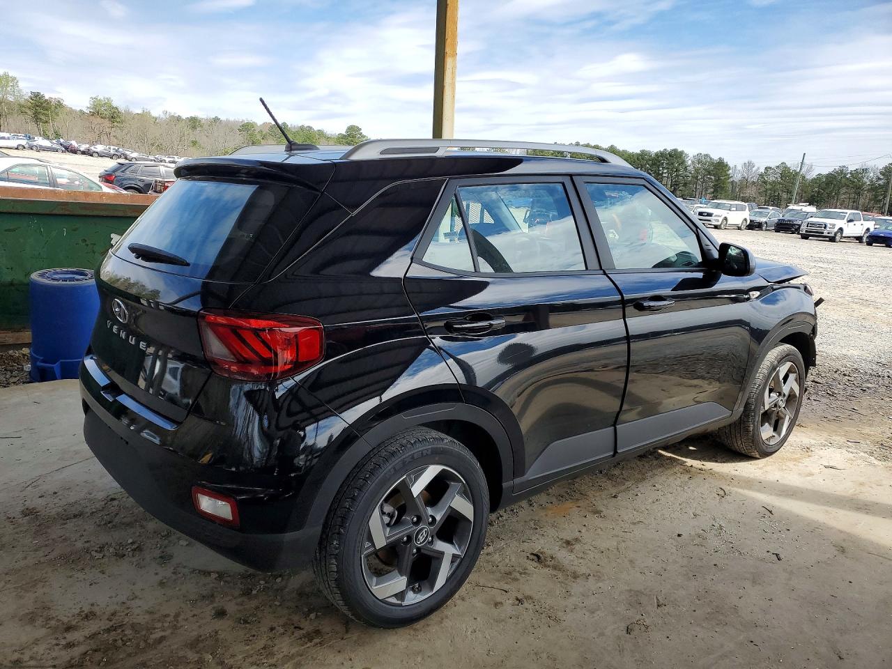 2026 HYUNDAI VENUE SEL — снимка 3
