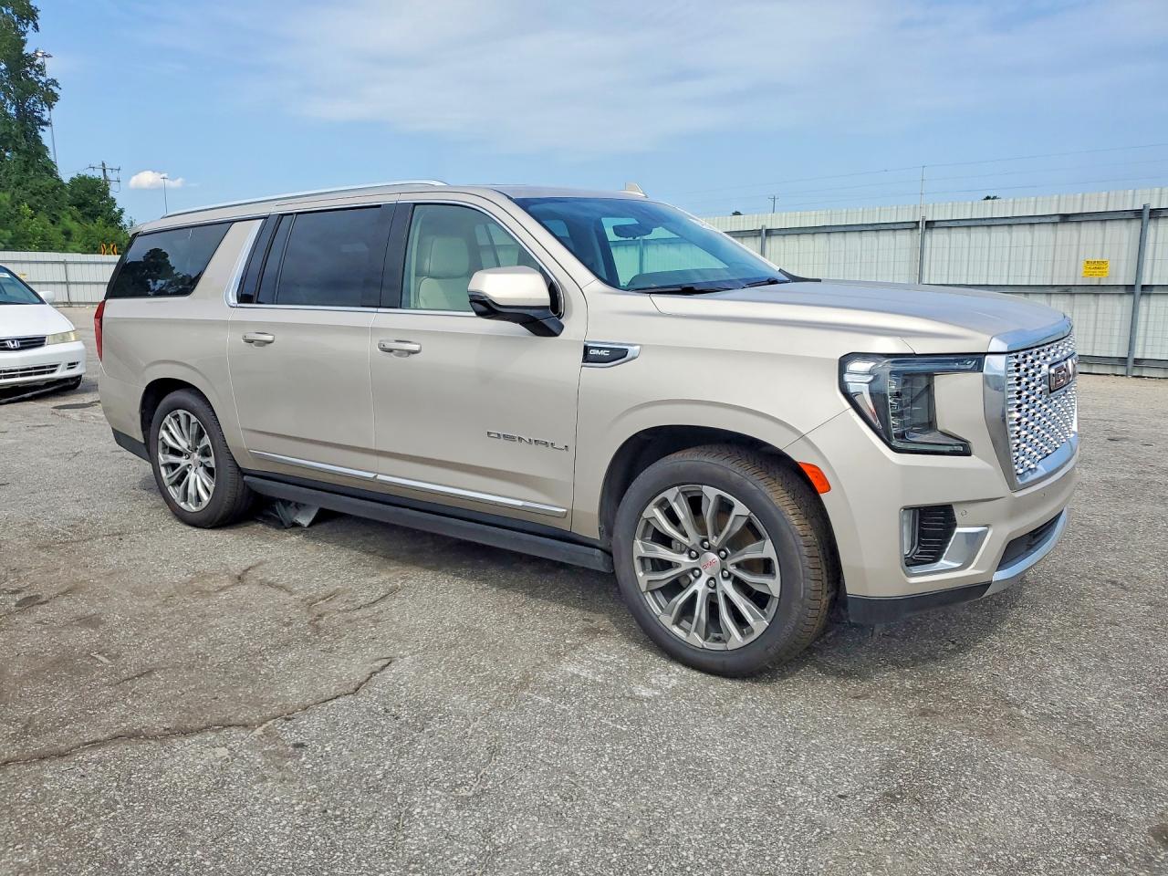 2021 GMC YUKON XL DENALI — снимка 4