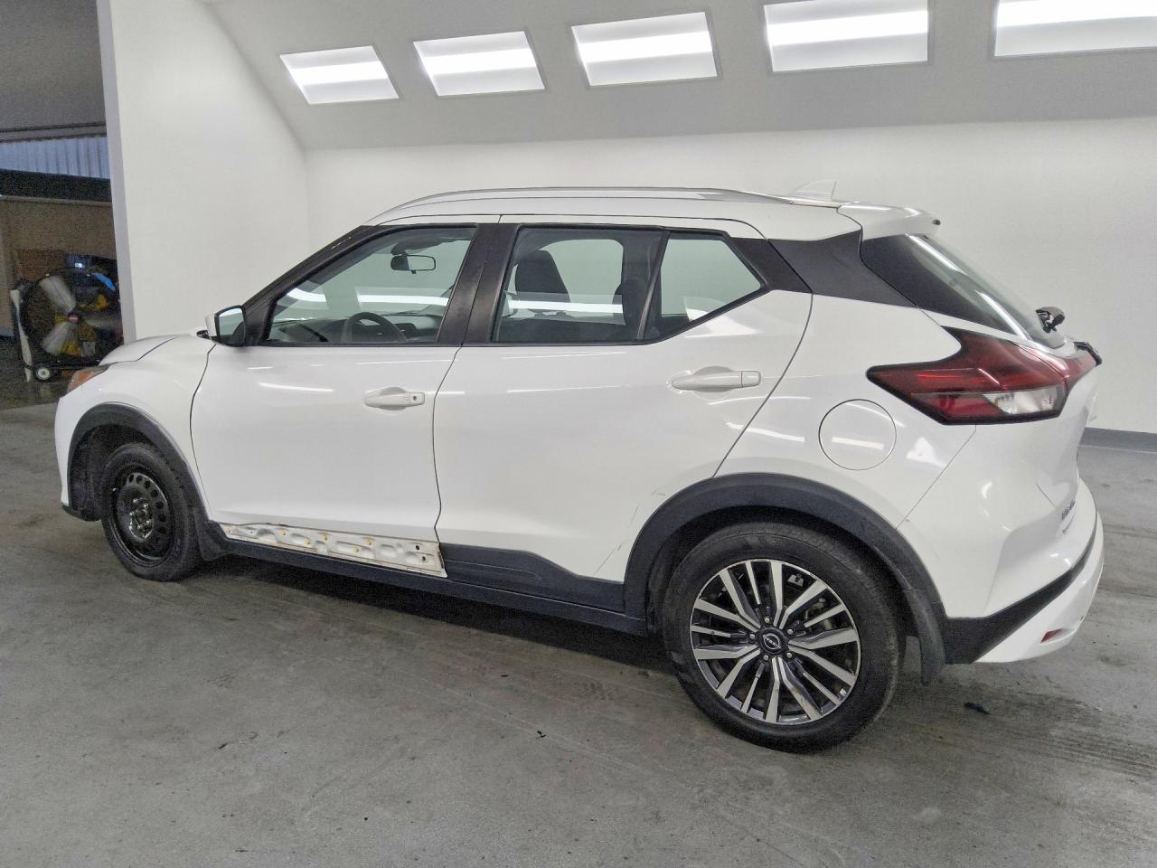 2022 NISSAN KICKS SV — снимка 2