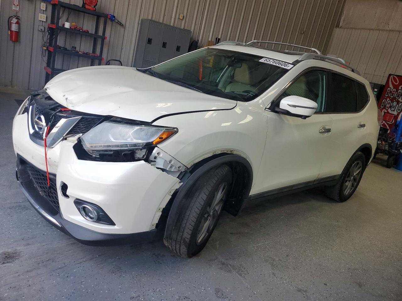 2016 NISSAN ROGUE SL