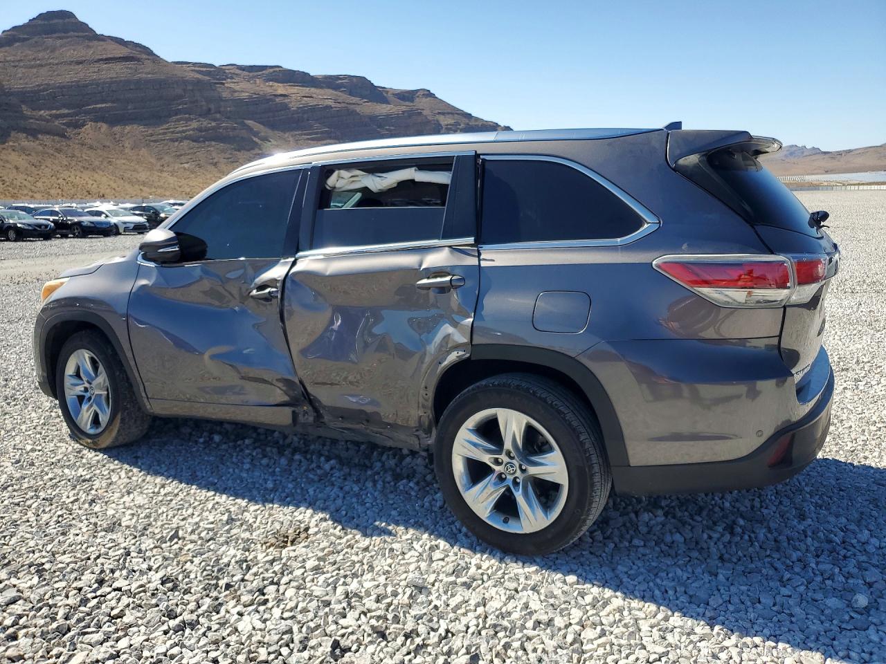 2016 TOYOTA HIGHLANDER LIMITED — снимка 2