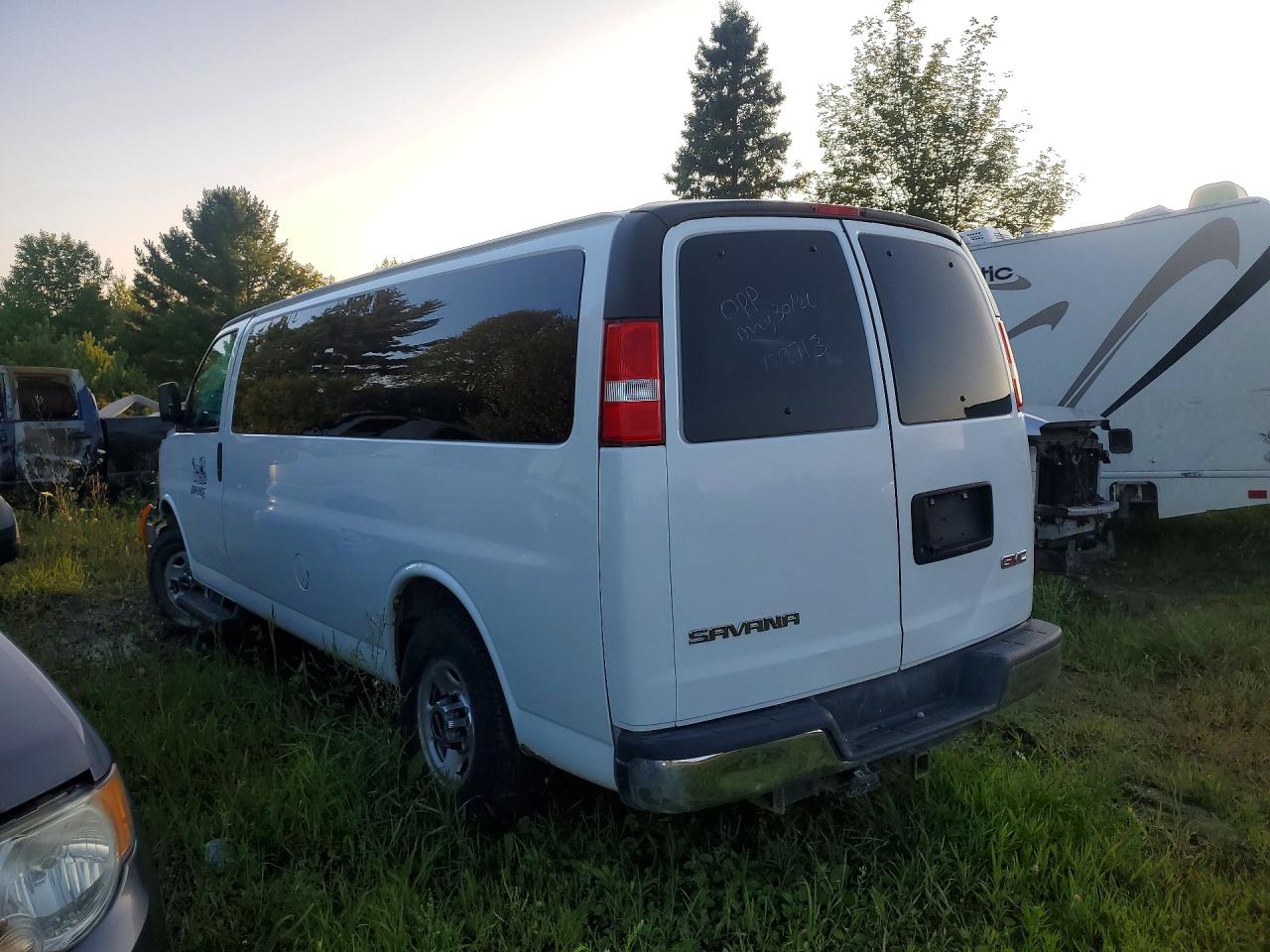 2021 GMC SAVANA G3500 LT — снимка 2