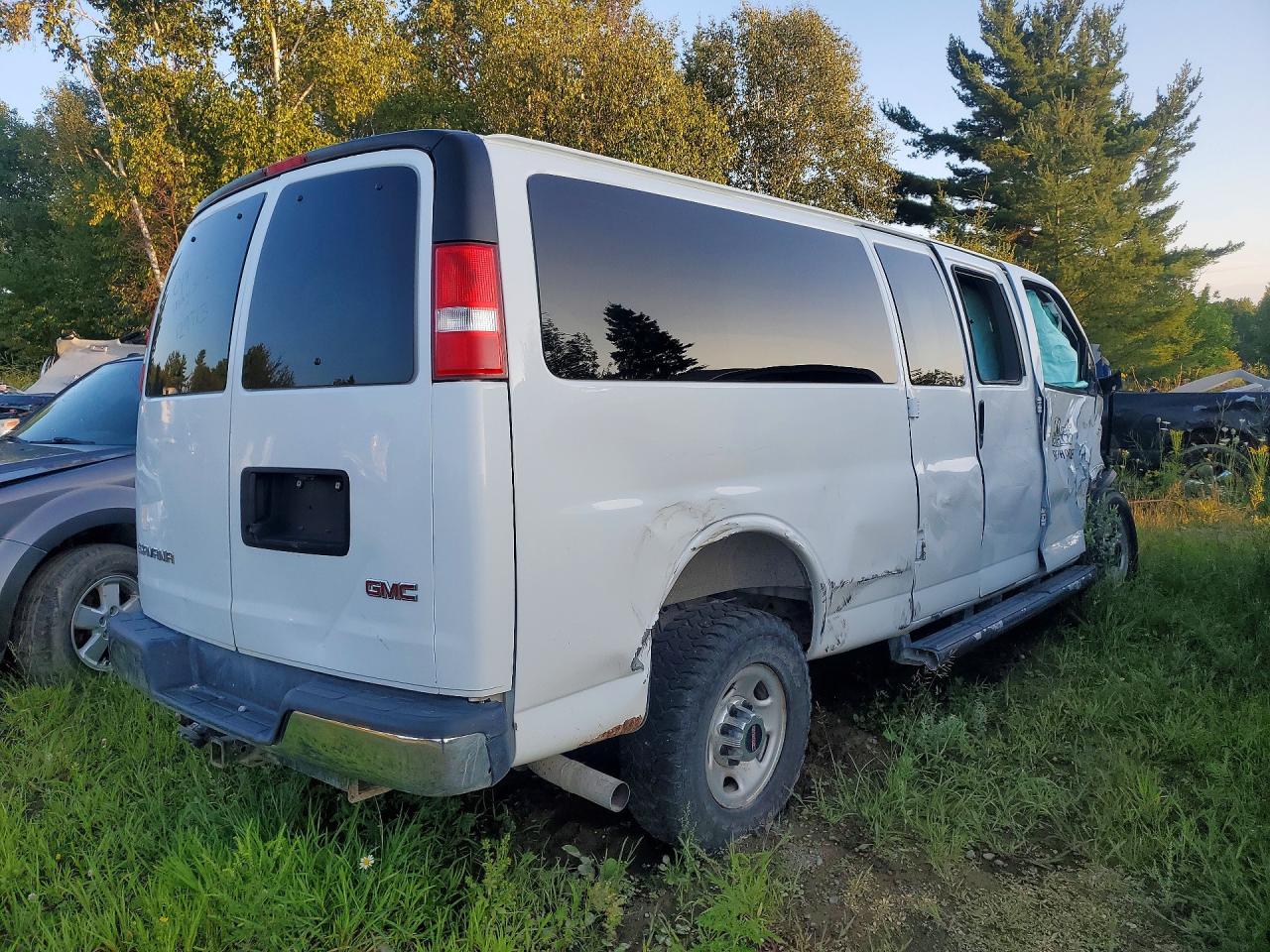 2021 GMC SAVANA G3500 LT — снимка 3