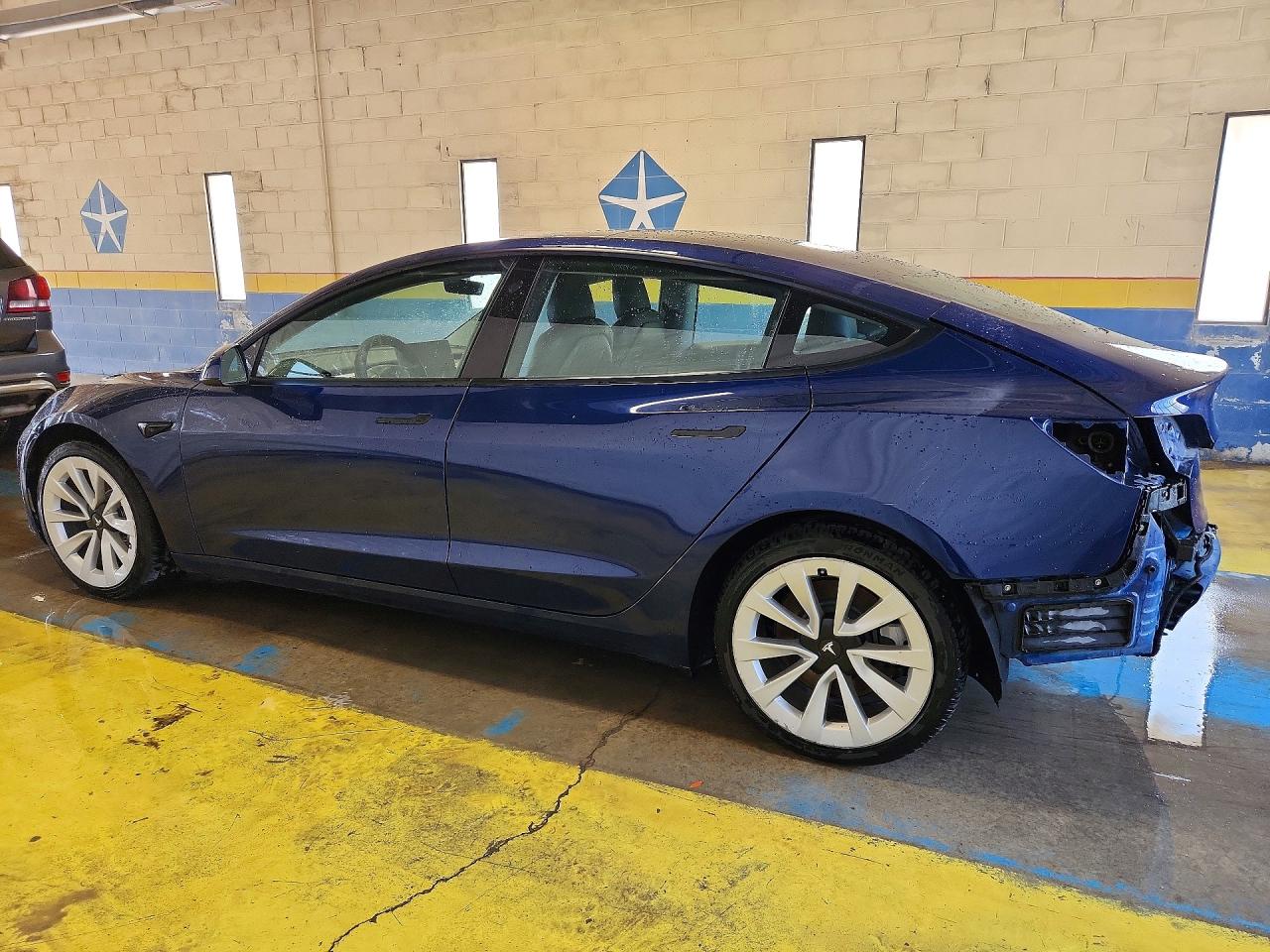 2022 TESLA MODEL 3 — снимка 2