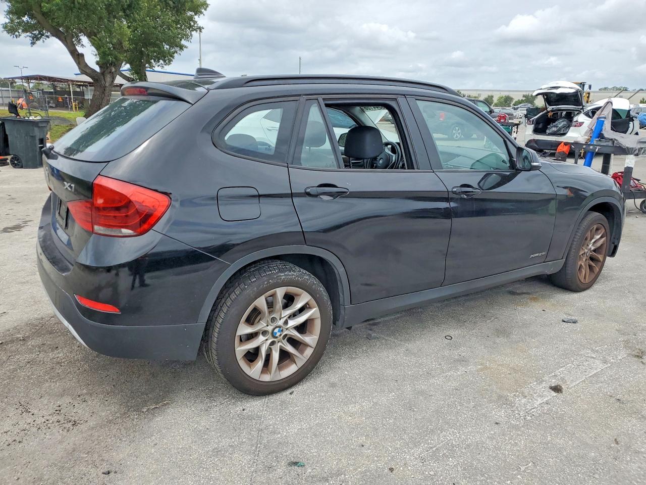 2015 BMW X1 XDRIVE28I — снимка 3