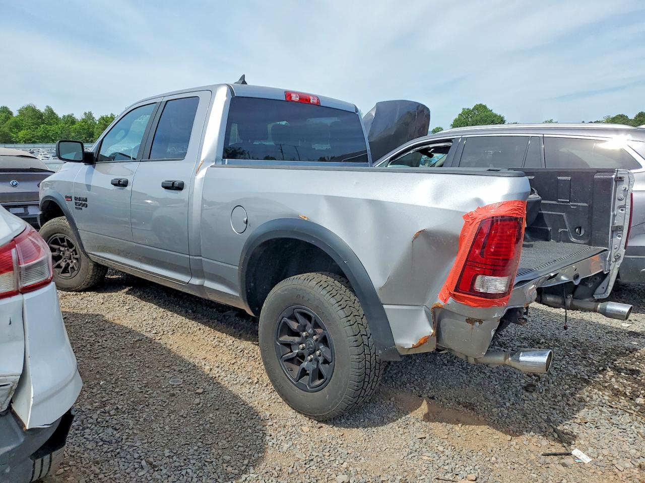 2021 RAM 1500 CLASSIC SLT — снимка 2