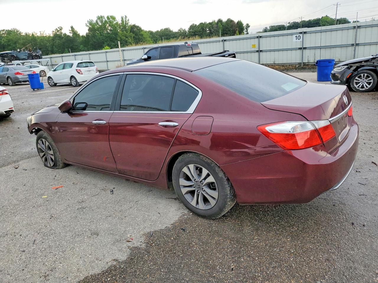 2015 HONDA ACCORD LX — снимка 2