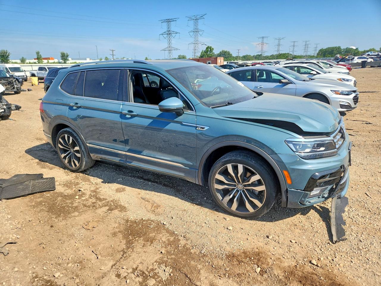 2021 VOLKSWAGEN TIGUAN SEL PREMIUM R-LINE — снимка 4