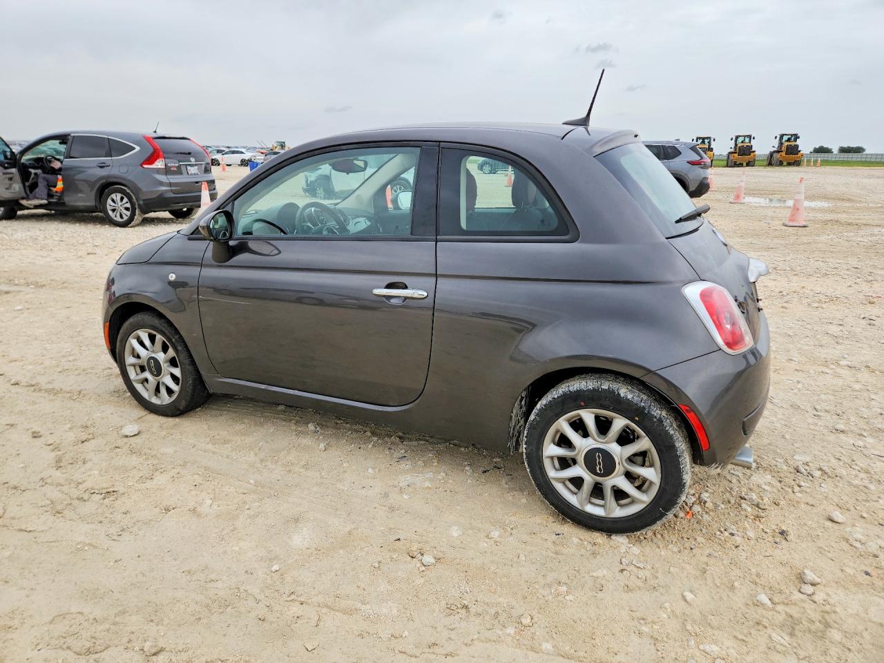 2017 FIAT 500 POP — снимка 2