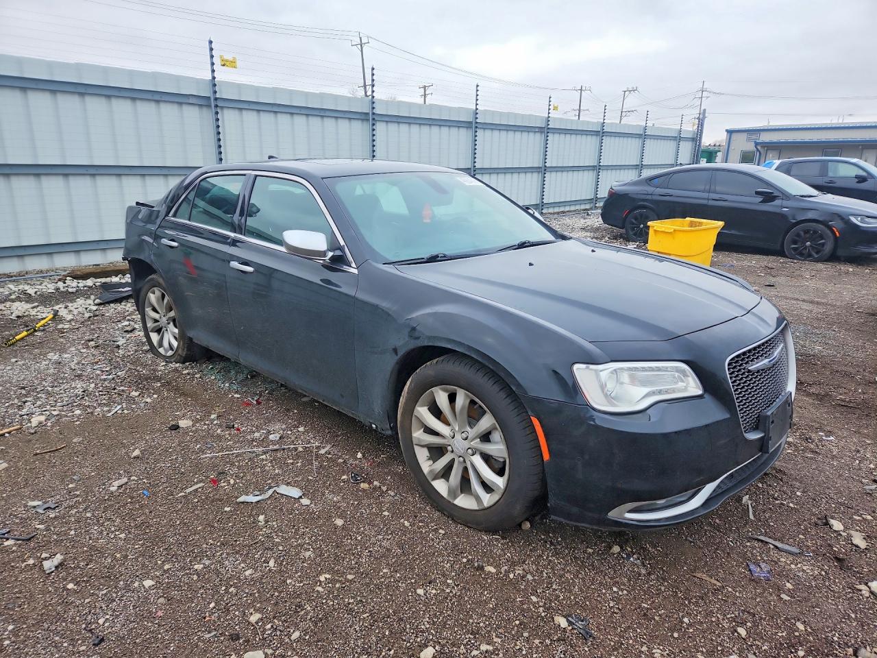 2015 CHRYSLER 300 — снимка 4