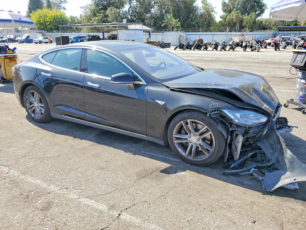 2016 TESLA MODEL S — снимка 4