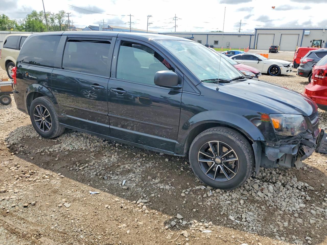 2015 DODGE GRAND CARAVAN SE — снимка 4