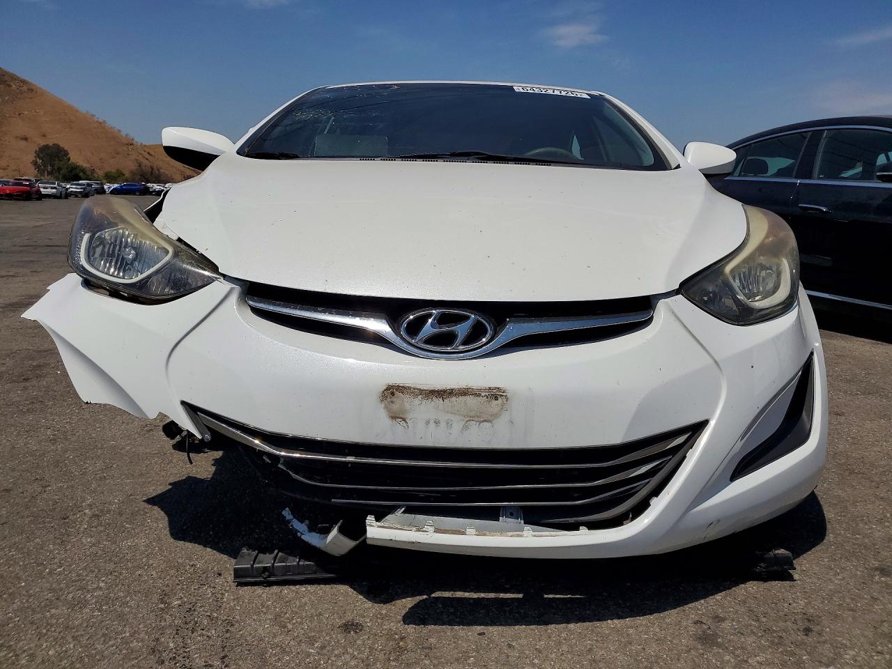 2016 HYUNDAI ELANTRA SE — снимка 5