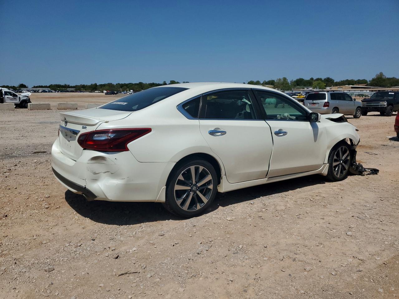 2017 NISSAN ALTIMA 2.5 SR — снимка 3