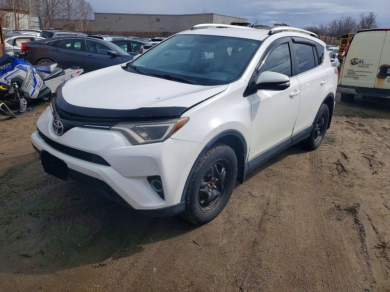2016 TOYOTA RAV4 LE