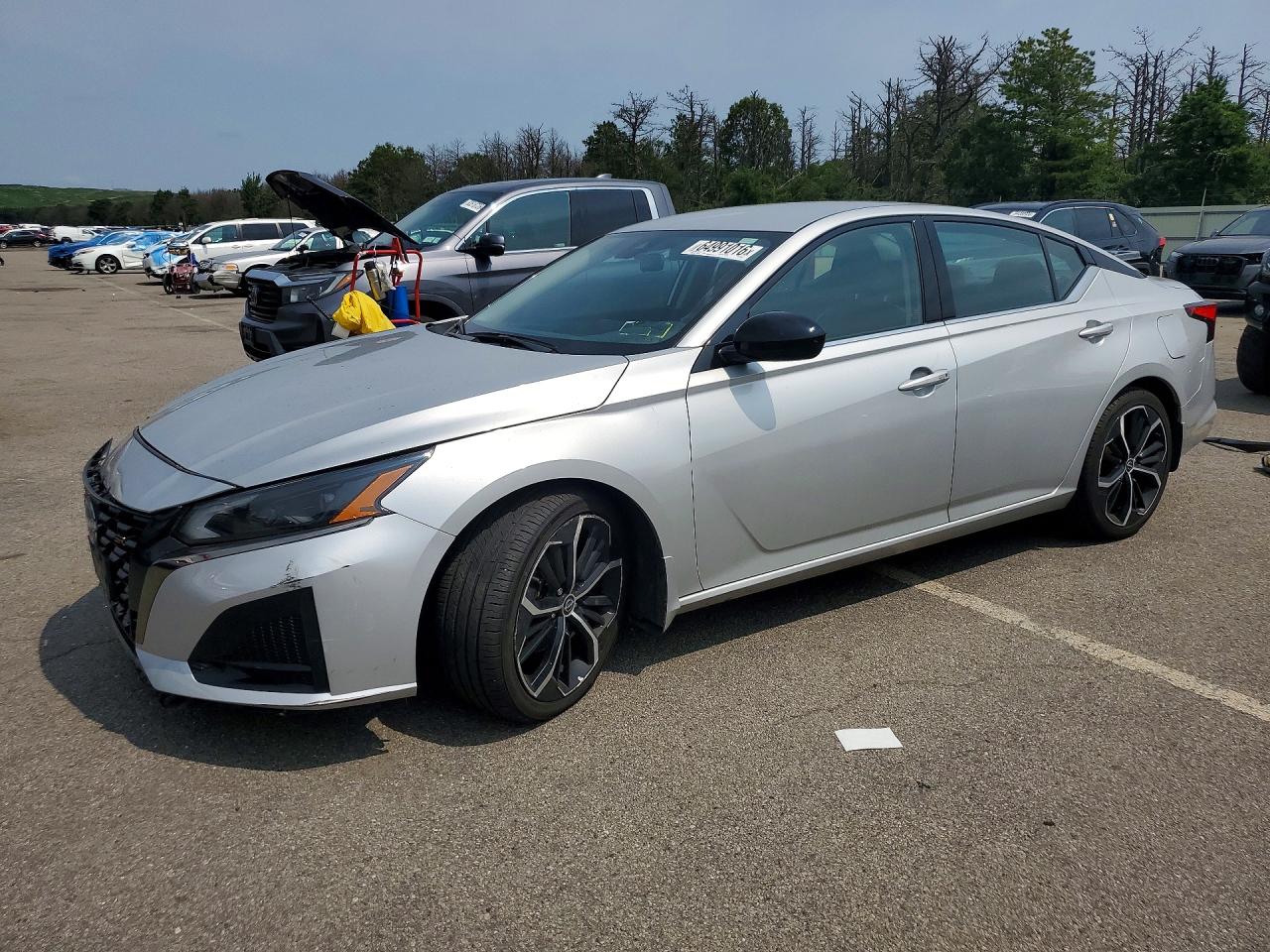 2024 NISSAN ALTIMA SR