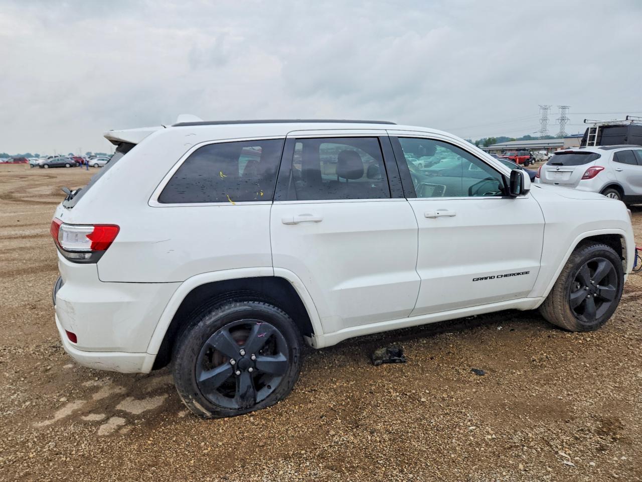 2015 JEEP GRAND CHEROKEE LAREDO — снимка 3