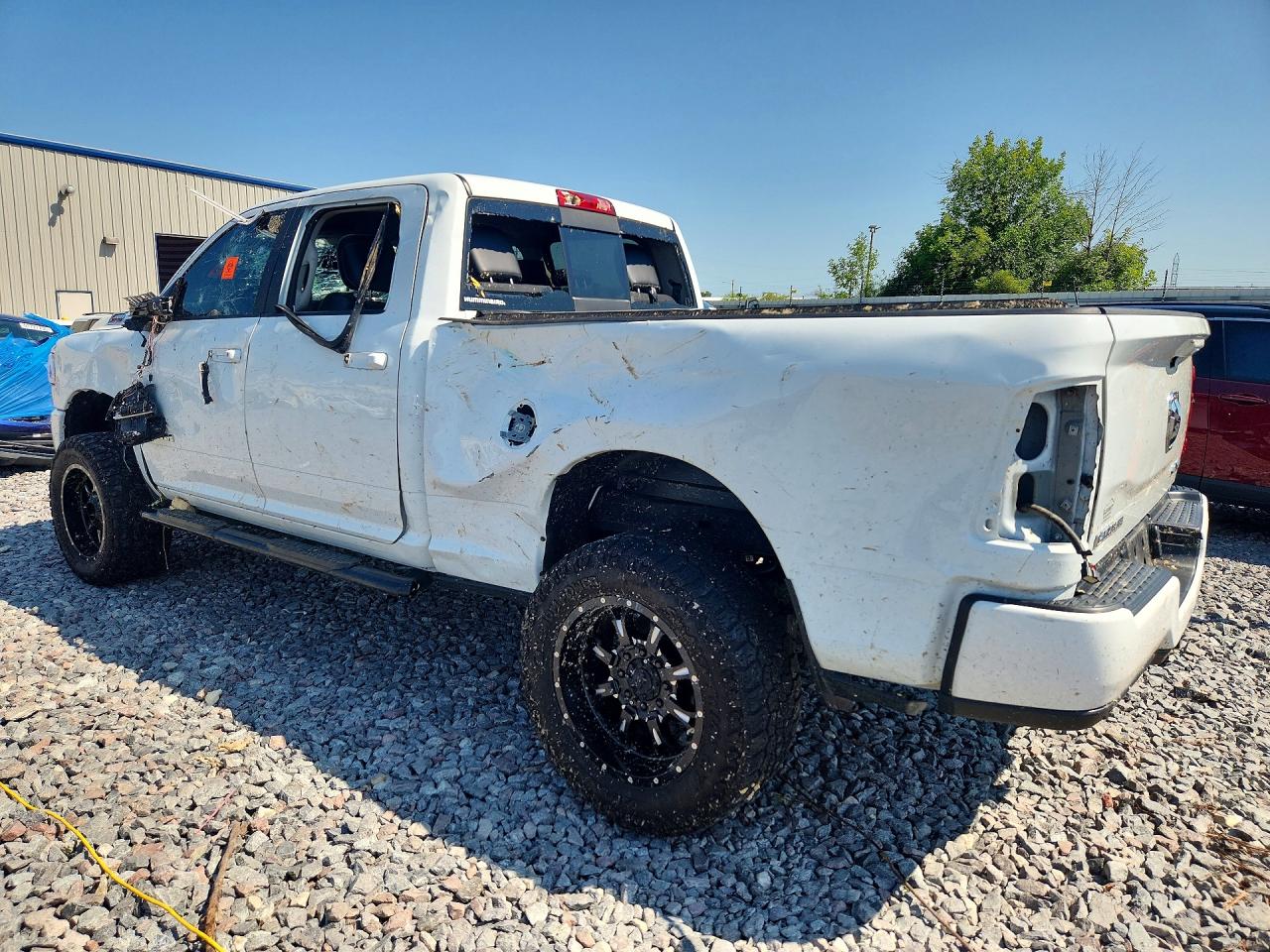 2024 RAM 2500 LARAMIE — снимка 2