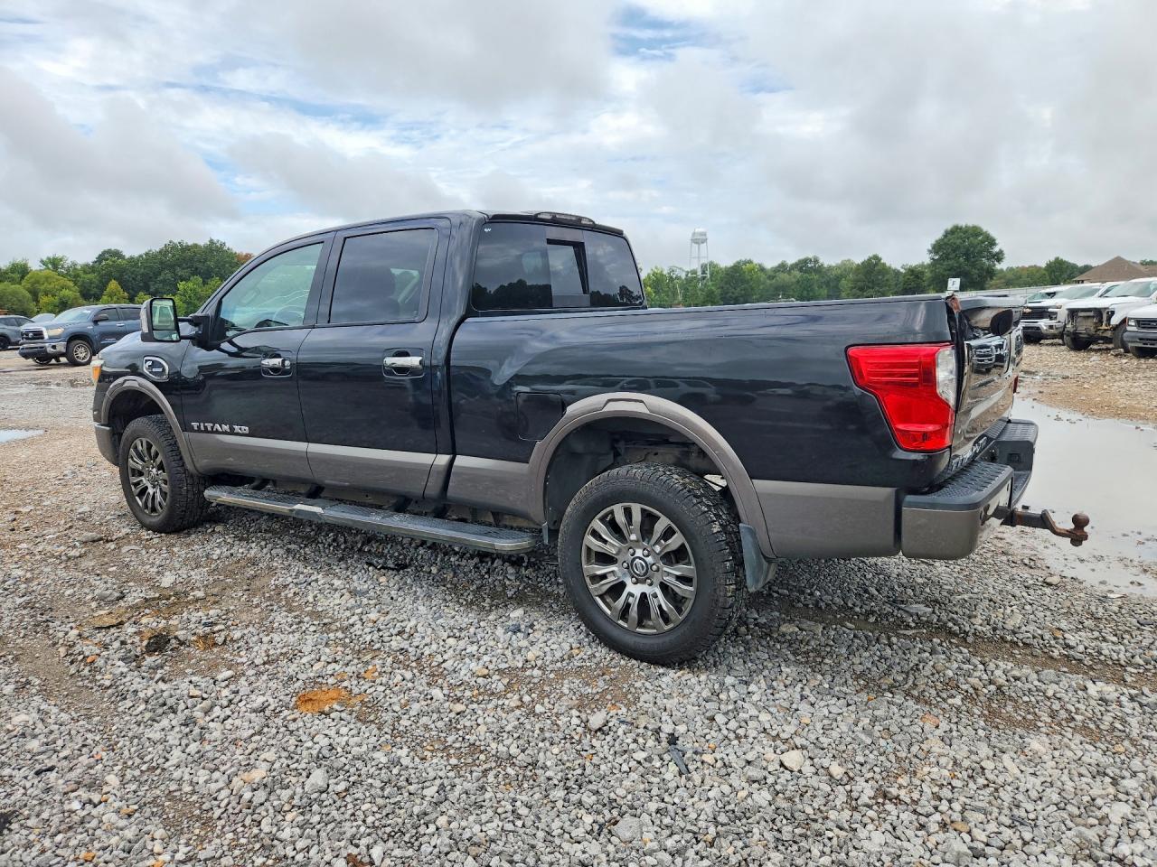 2016 NISSAN TITAN XD PLATINUM RESERVE — снимка 2
