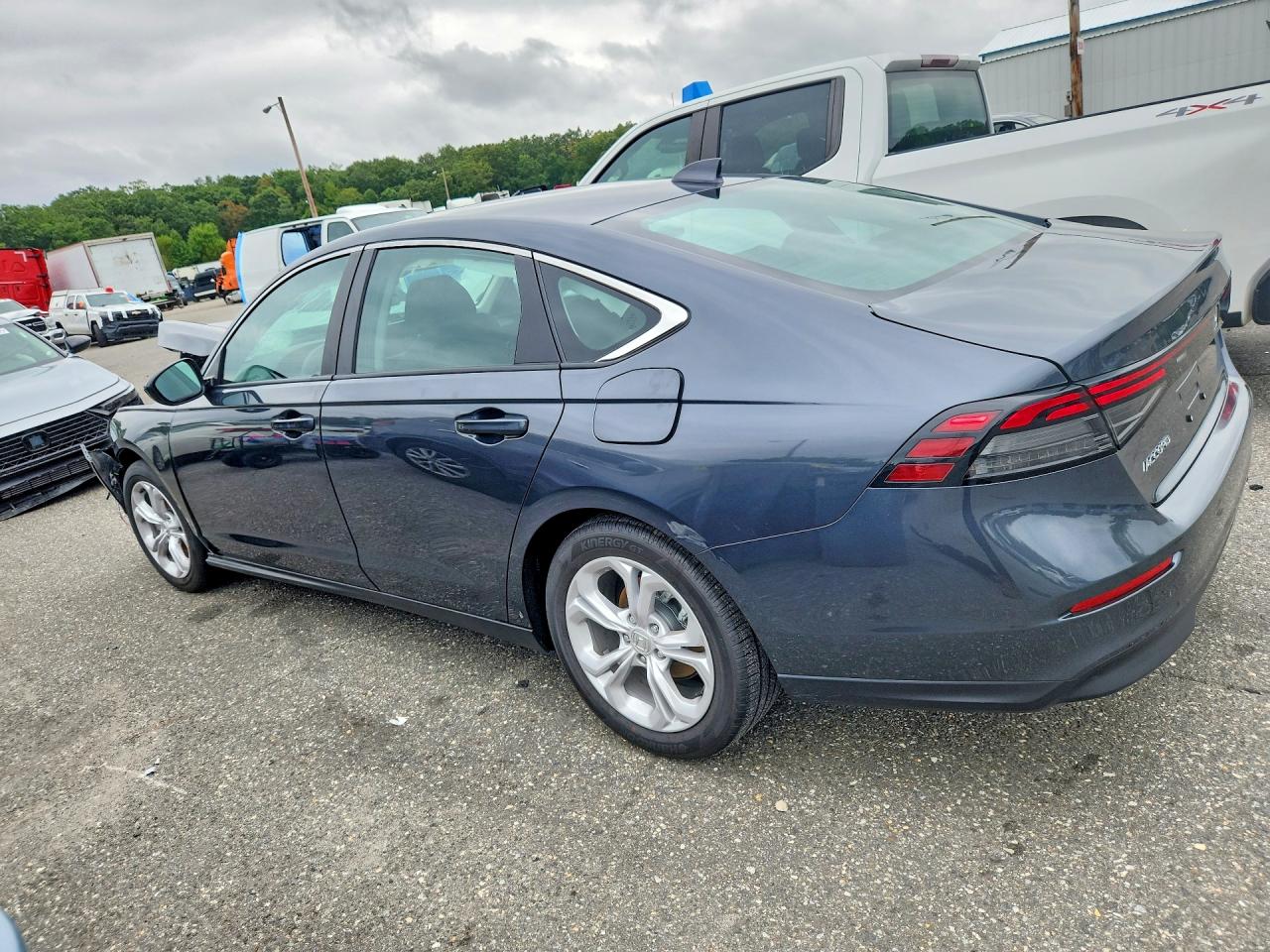 2026 HONDA ACCORD LX — снимка 2