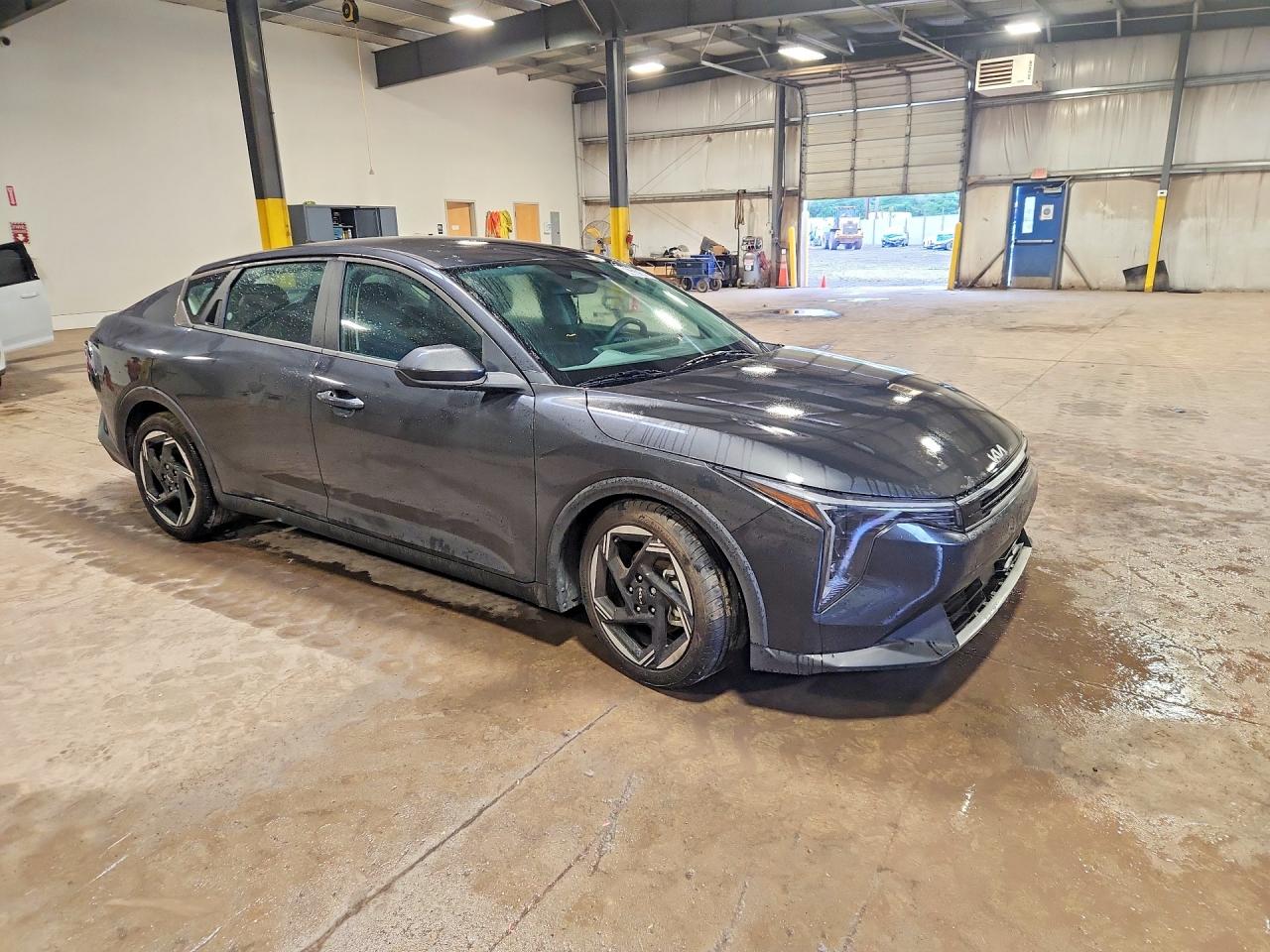 2025 KIA K4 EX — снимка 4