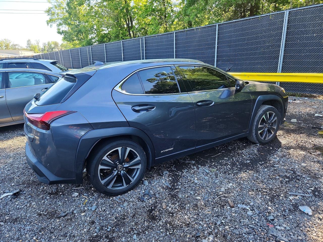 2022 LEXUS UX 250H BASE — снимка 3