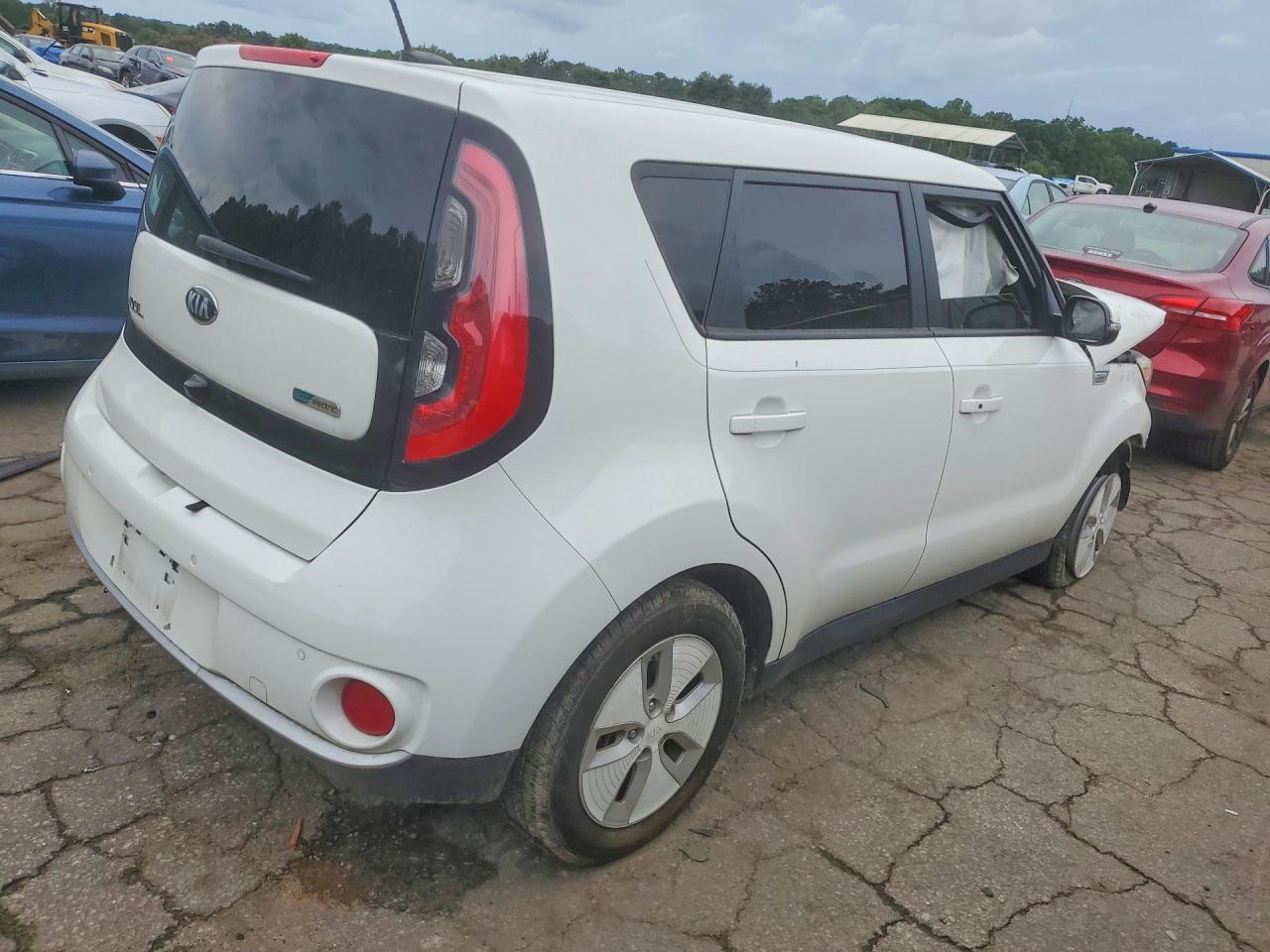 2016 KIA SOUL EV + — снимка 3