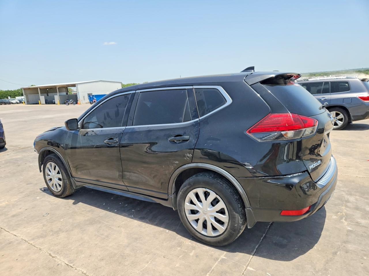 2017 NISSAN ROGUE S — снимка 2