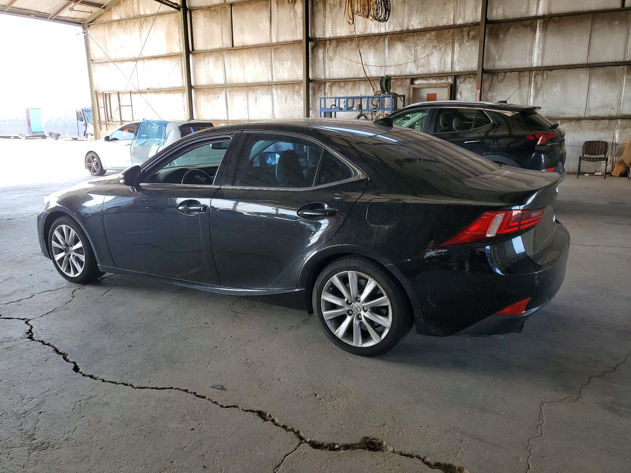 2016 LEXUS IS 300 — снимка 2