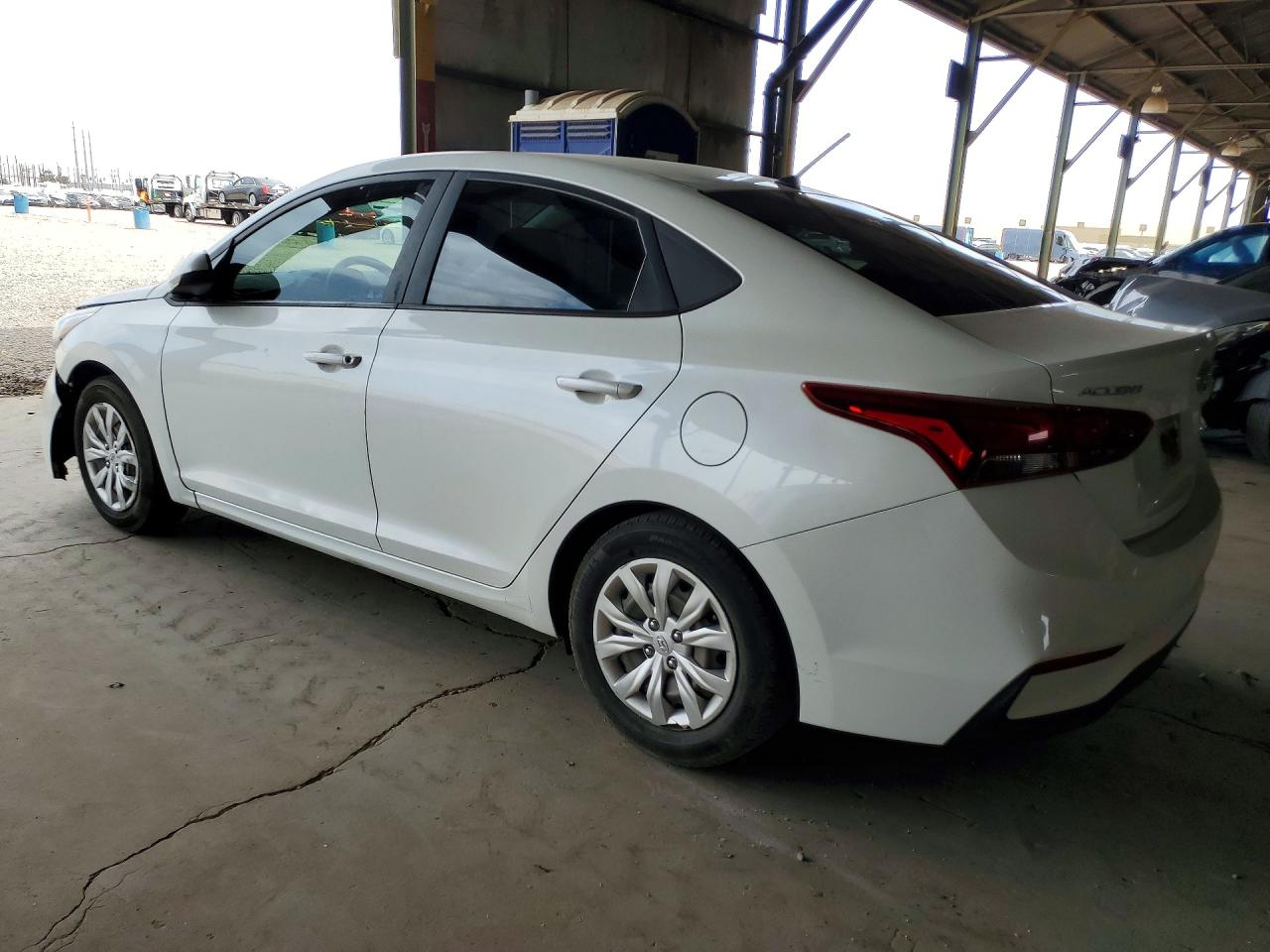 2020 HYUNDAI ACCENT SE — снимка 2
