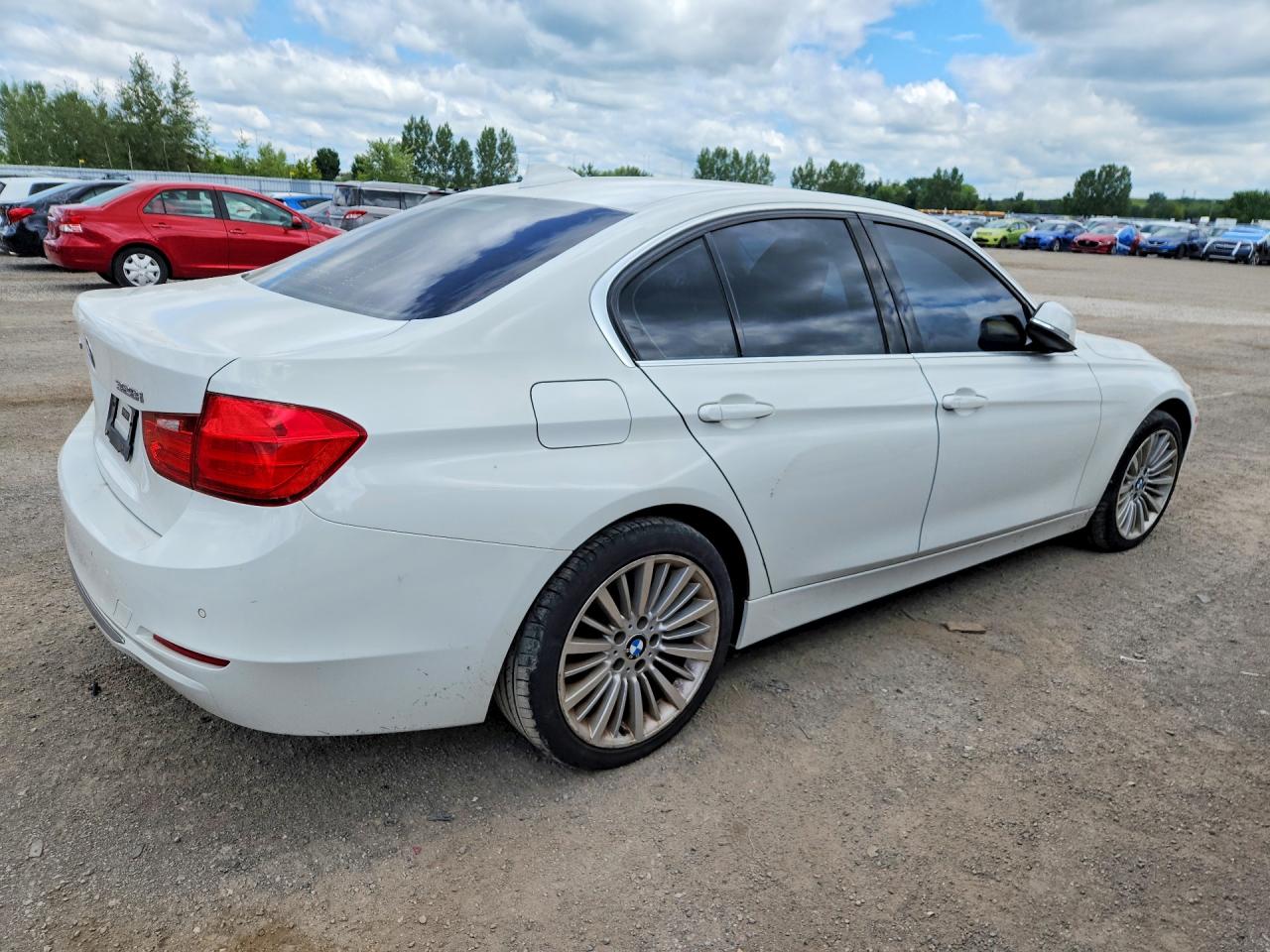 2013 BMW 328 XI — снимка 3