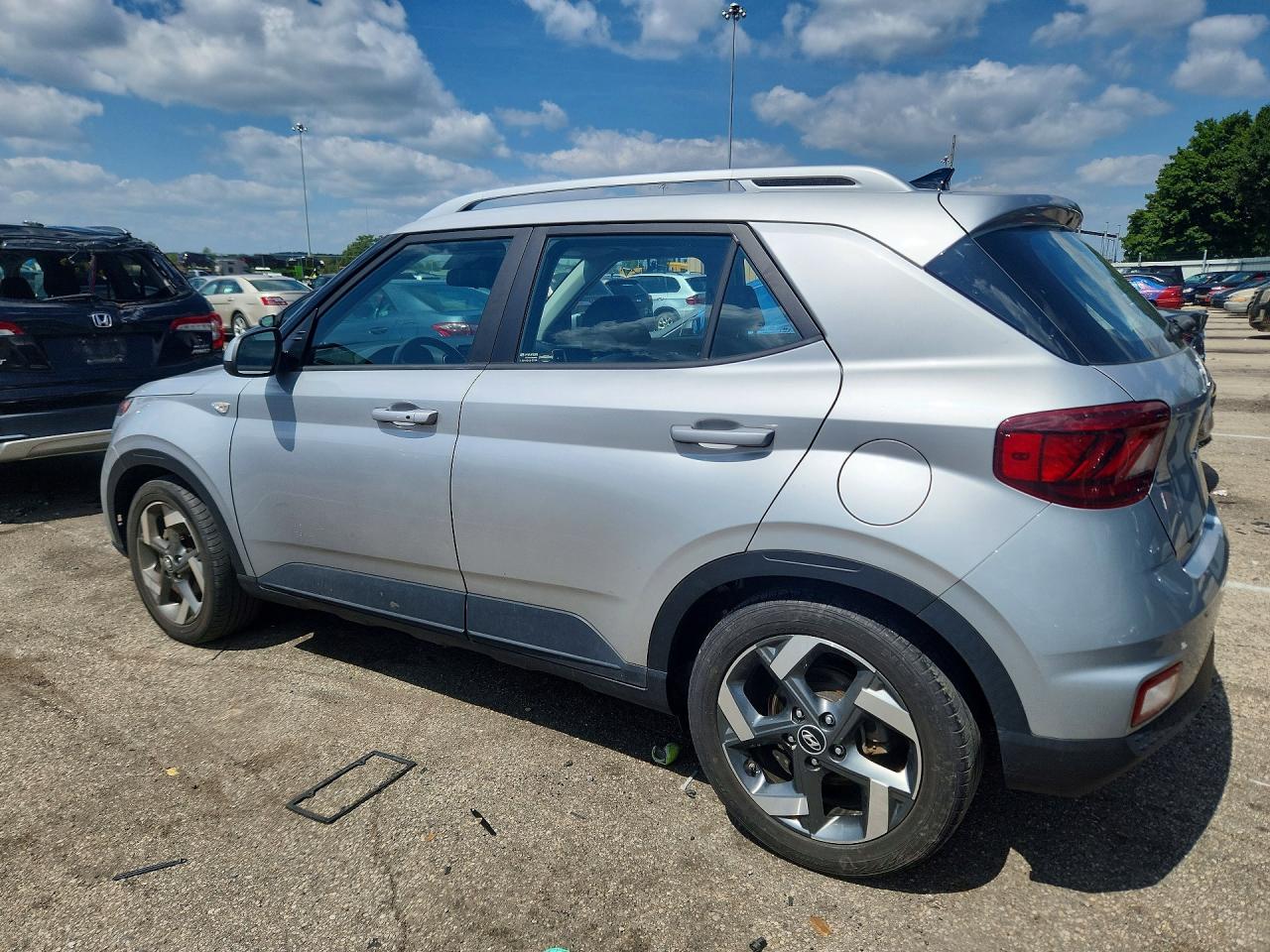 2020 HYUNDAI VENUE SEL — снимка 2