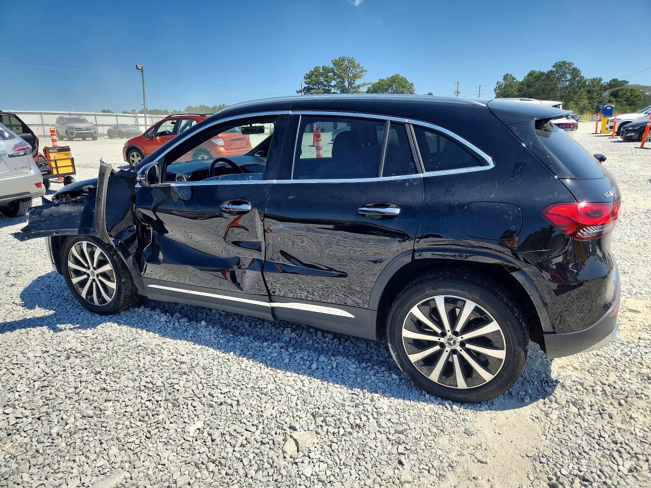 2023 MERCEDES-BENZ GLA 250 — снимка 2