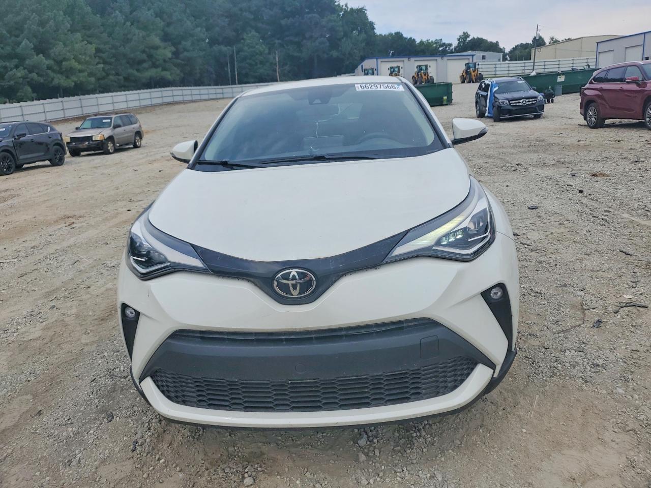 2020 TOYOTA C-HR LIMITED — снимка 5