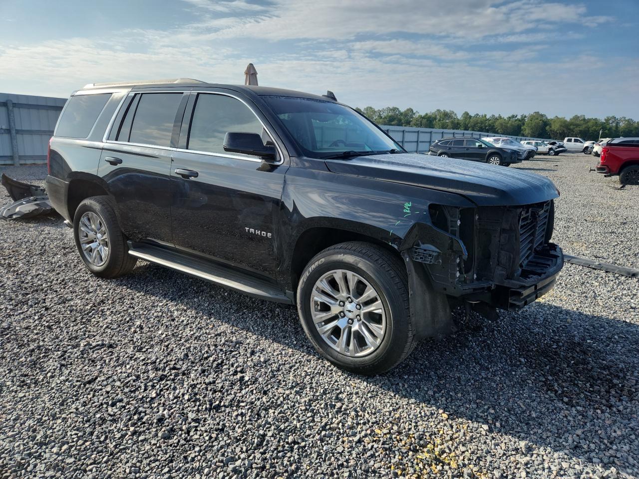 2017 CHEVROLET TAHOE C1500 LT — снимка 4