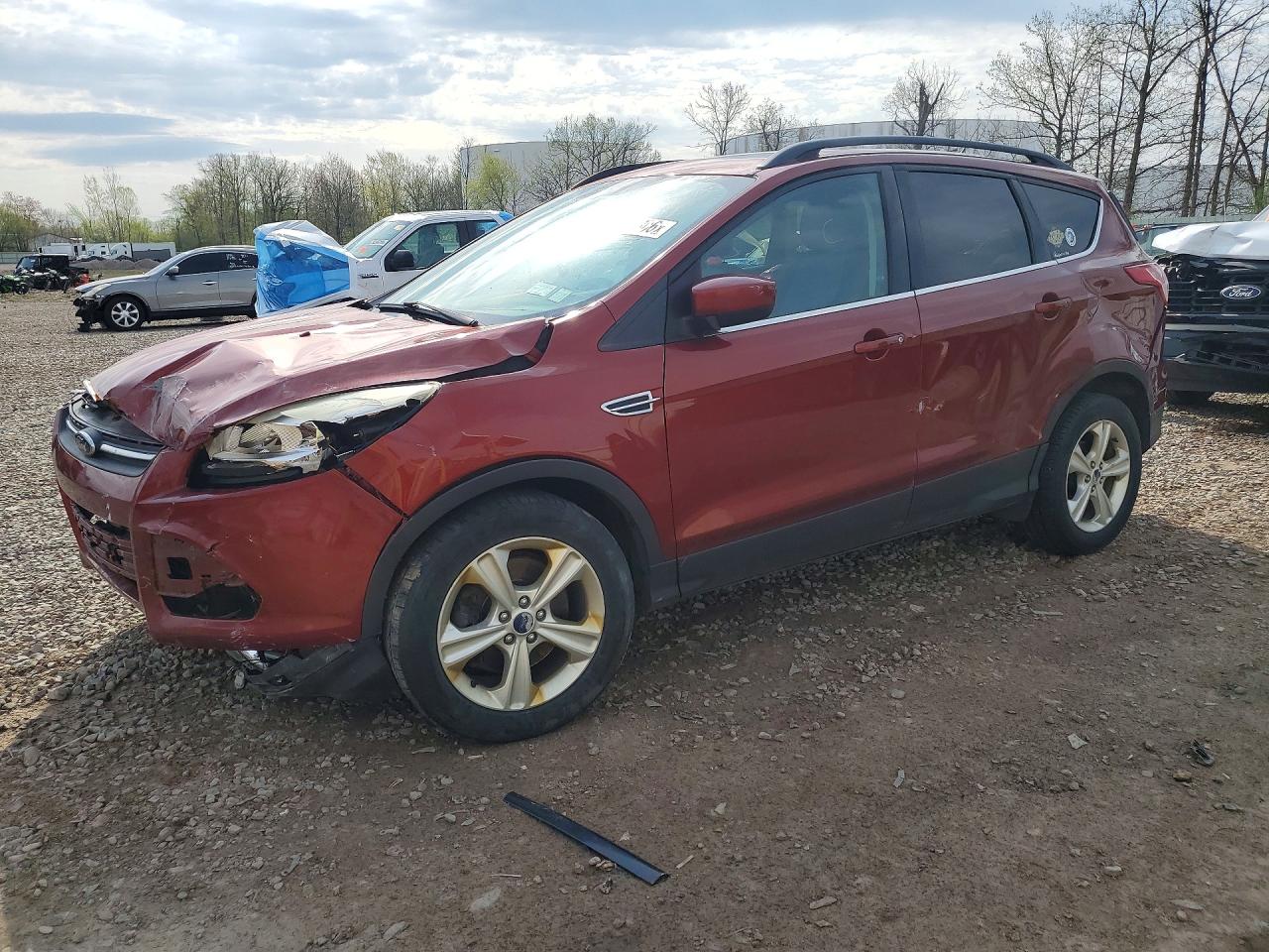 2015 FORD ESCAPE SE