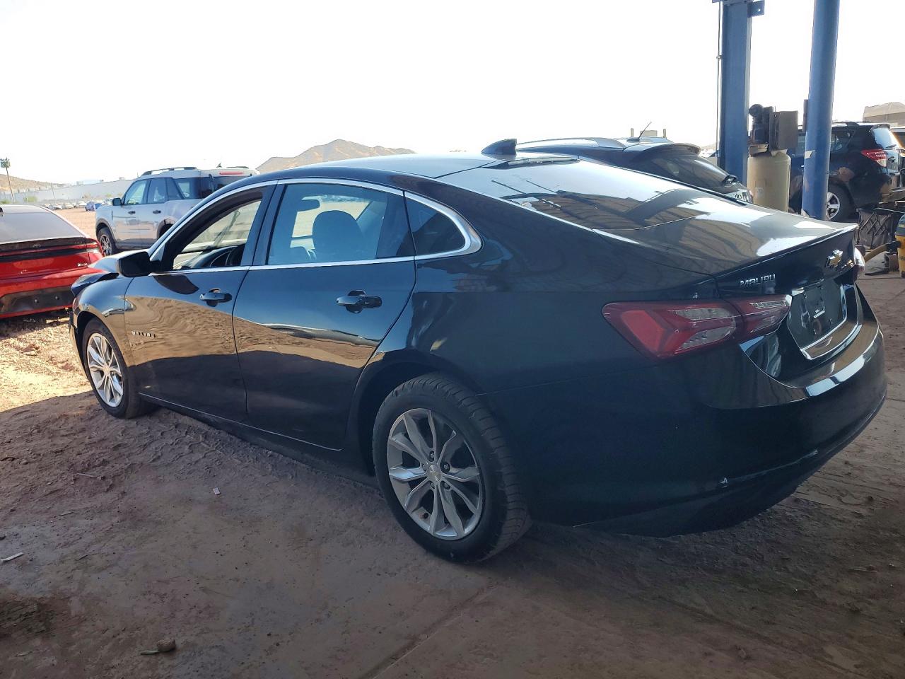 2020 CHEVROLET MALIBU LT — снимка 2