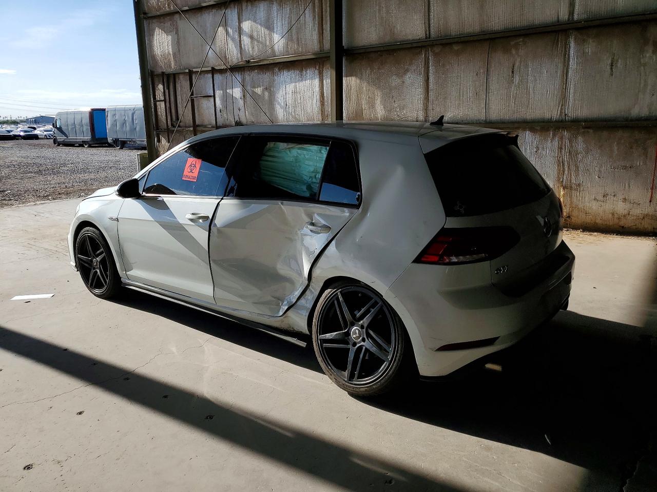 2018 VOLKSWAGEN GTI S/SE — снимка 2