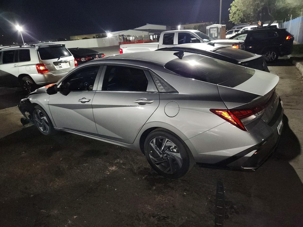 2026 HYUNDAI ELANTRA — снимка 2