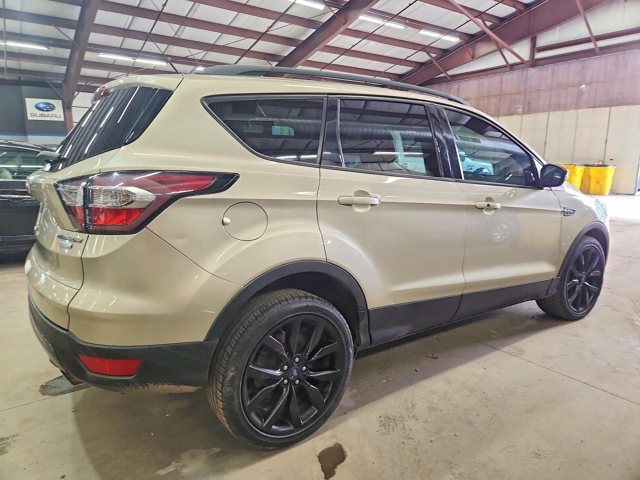 2017 FORD ESCAPE TITANIUM — снимка 3