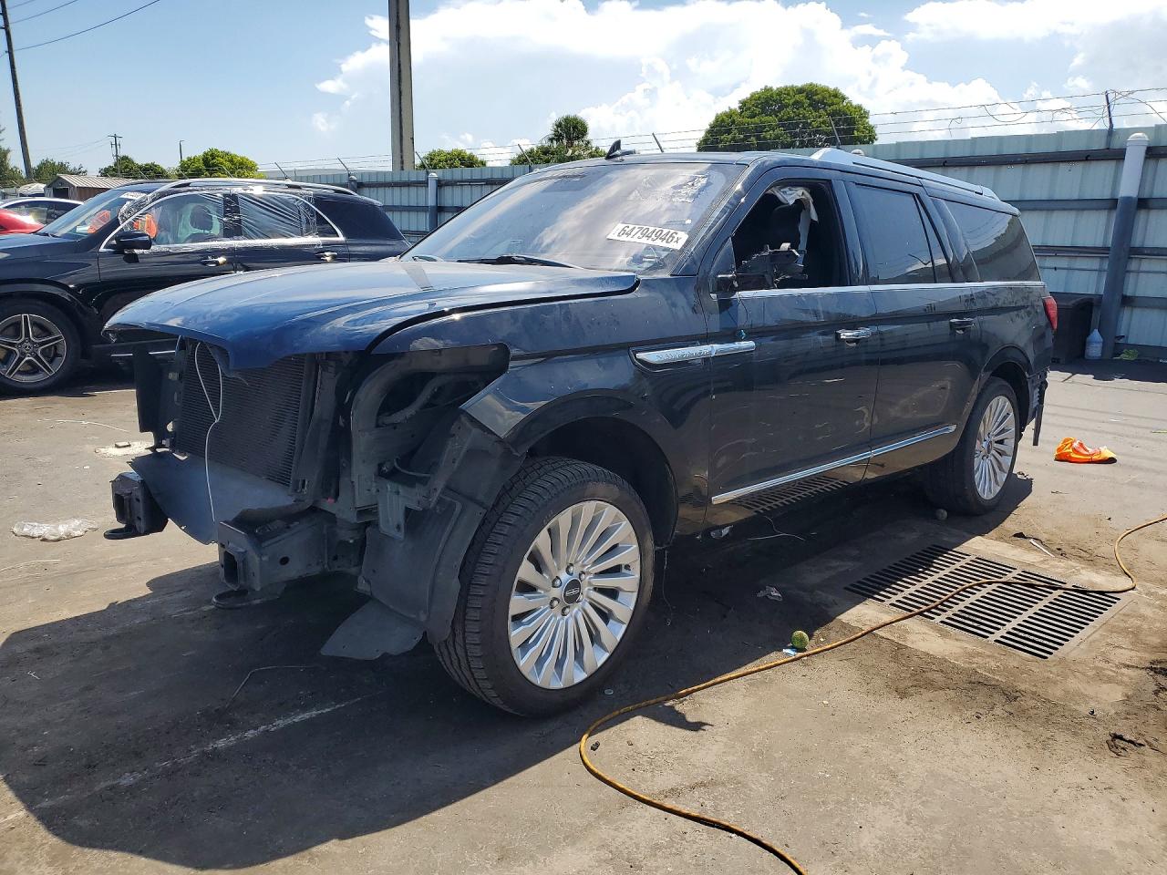 2019 LINCOLN NAVIGATOR L RESERVE