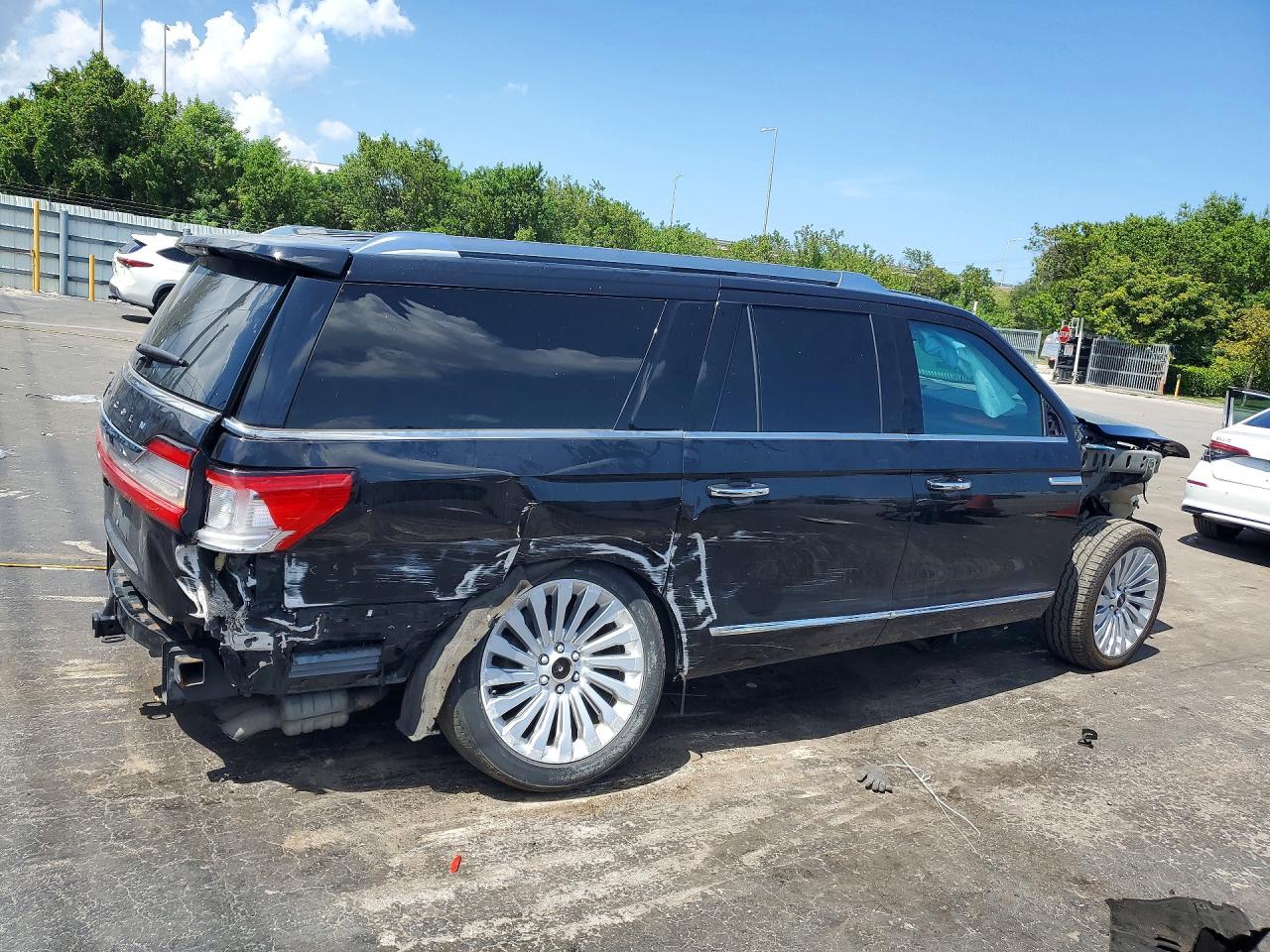 2019 LINCOLN NAVIGATOR L RESERVE — снимка 3