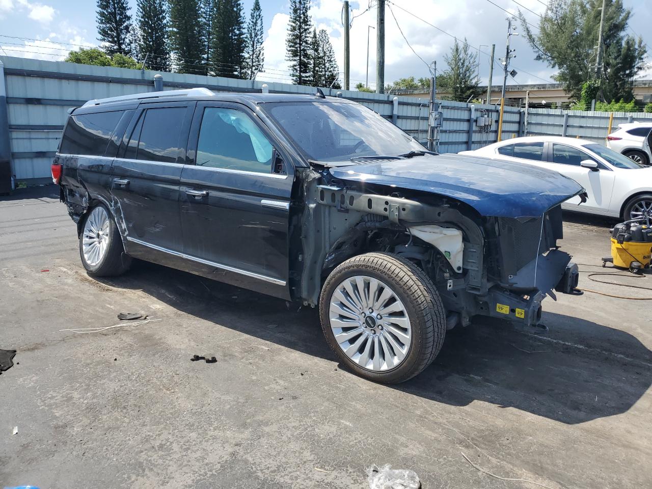 2019 LINCOLN NAVIGATOR L RESERVE — снимка 4