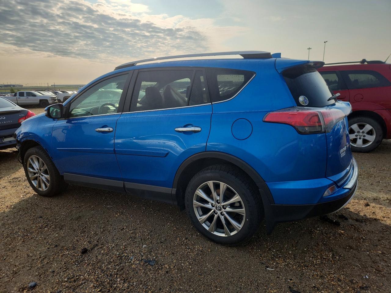 2016 TOYOTA RAV4 LIMITED — снимка 2