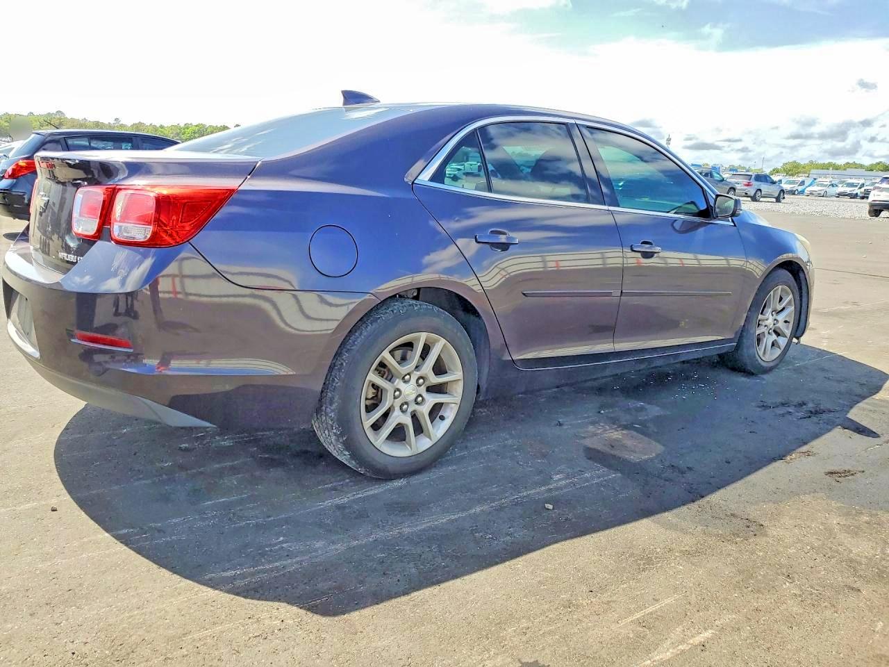 2015 CHEVROLET MALIBU 1LT — снимка 3
