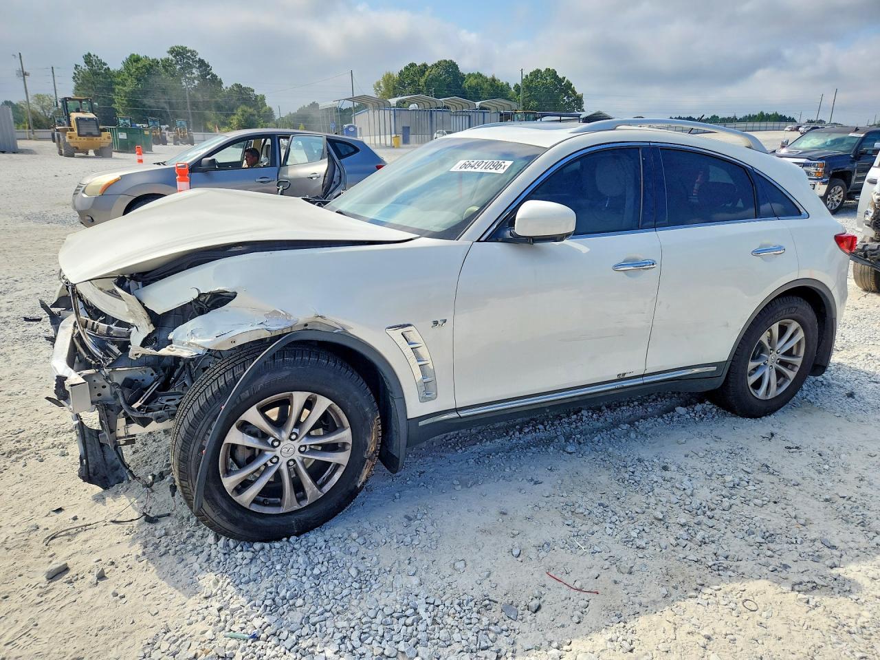 2015 INFINITI QX70 BASE